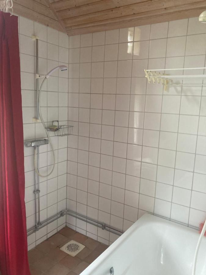 Egen stuga med frukost Norrtälje Exteriör bild